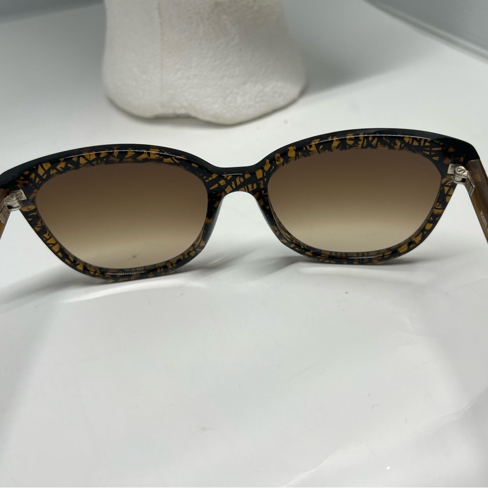 Karl Lagerfeld KL968s 020 Sunglasses - Picture 4 of 7
